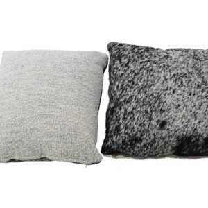 13102726538_02763-018208_pillows_A1.jpg