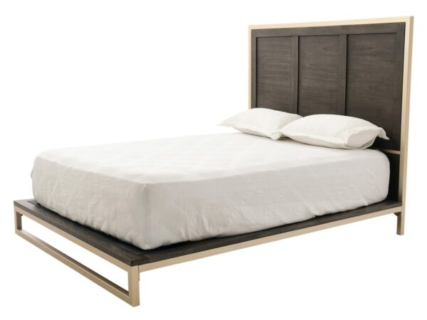 13216933866_01809-001542_43_44_Queen_Bed_A2.jpg